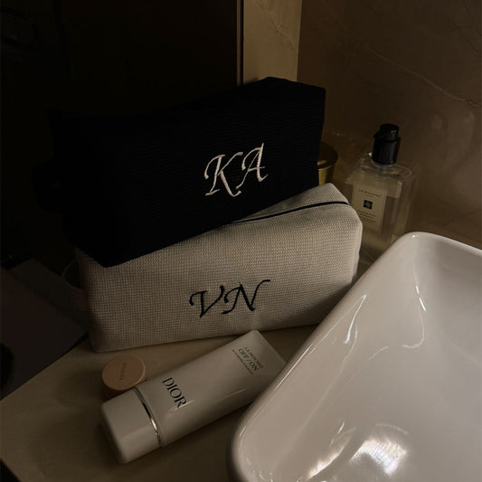 Dual Initial Long Pouch